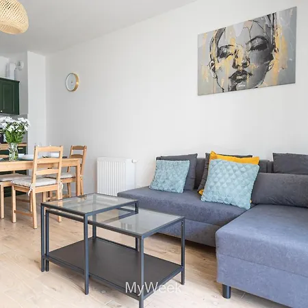 Sloneczna Polana, Myweek Kudowa-Zdrój