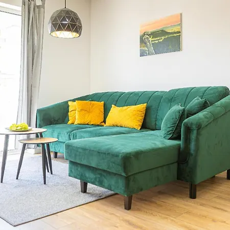 Apartament Słoneczna Polana, Myweek *