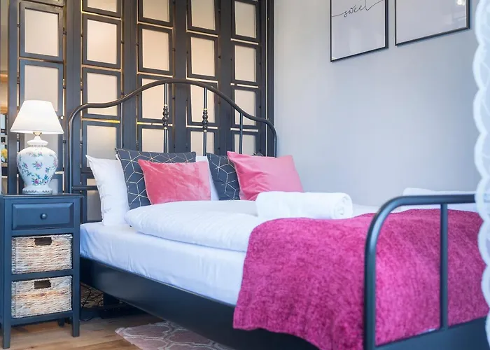 Sloneczna Polana, Myweek Lejlighed *