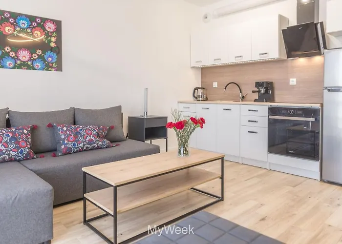 Sloneczna Polana, Myweek 쿠도바-즈루이