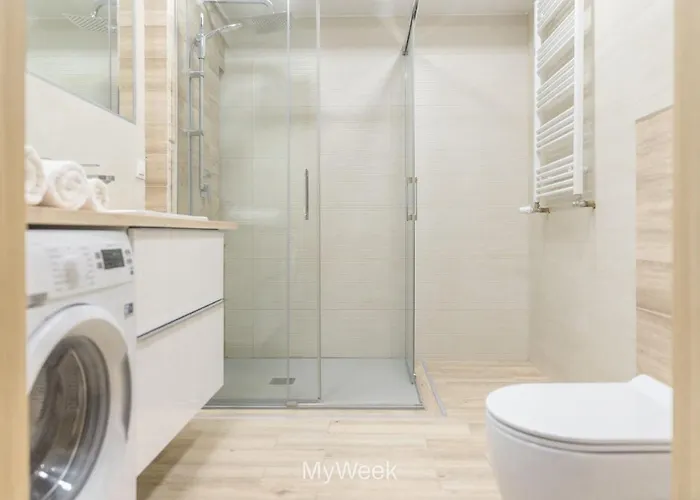 Sloneczna Polana, Myweek