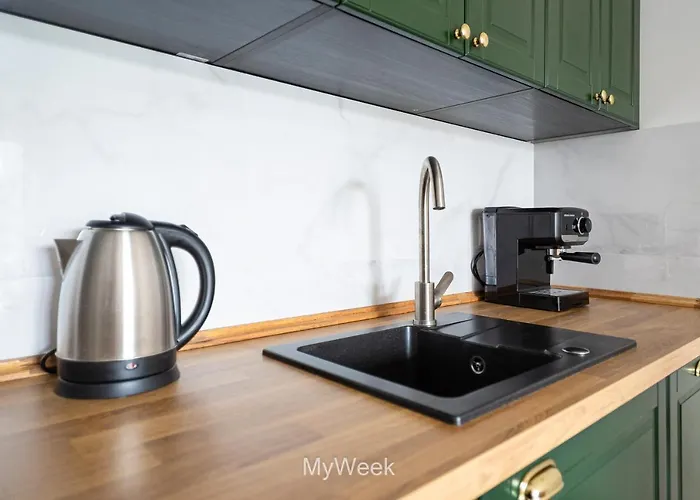 Sloneczna Polana, Myweek 쿠도바-즈루이