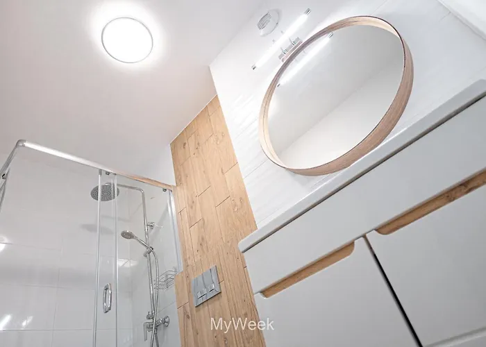 Sloneczna Polana, Myweek 아파트 쿠도바-즈루이