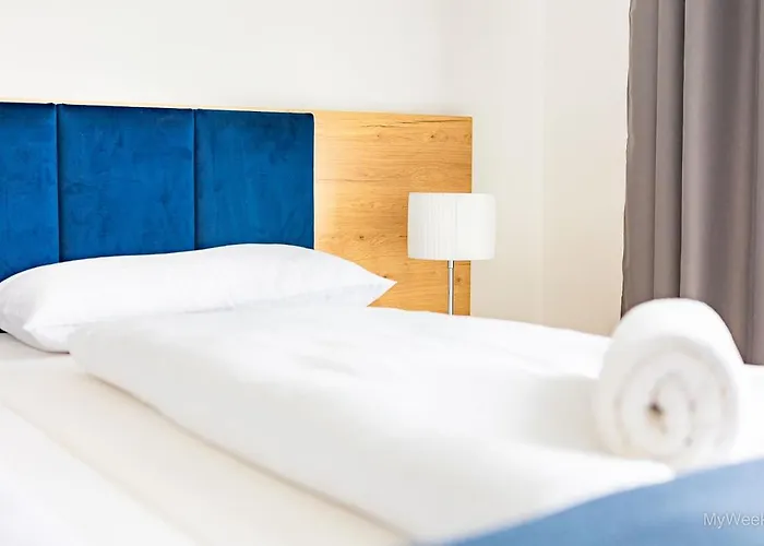 Sloneczna Polana, Myweek * 쿠도바-즈루이